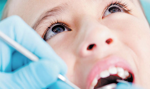 الأسنان اللبنية للأطفال