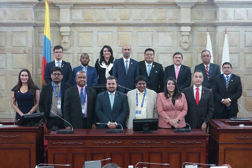 مرثا محروس خلال حضورها الجلسة السابعة للبرلمان الدولي للتسامح والسلام في كولومبيا