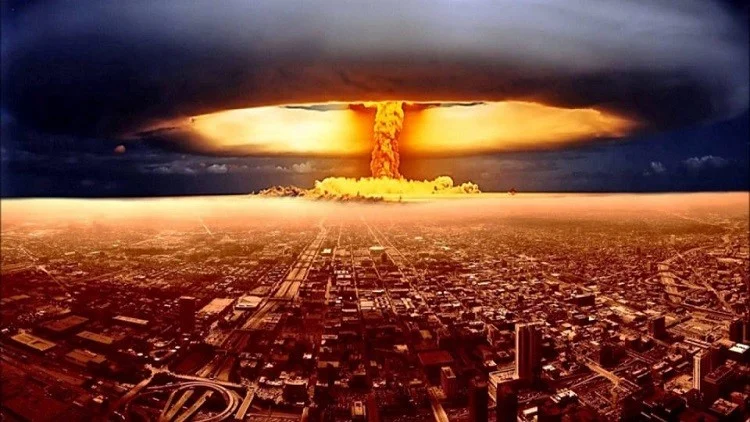 مشهد تصوري لانفجار قنبلة نووية حال نشوب حرب عالمية ثالثة