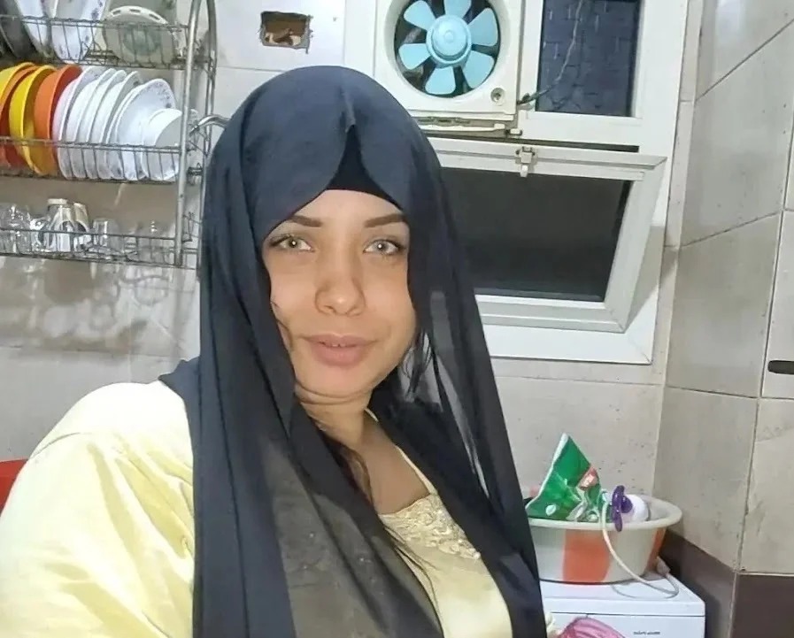 زوجها صورها فيديوهات مخلة داخل المطبخ.. قصة صاحبة قناة يوميات أنوش انتهت  بـ3 سنوات على البرش - موقع الموقع