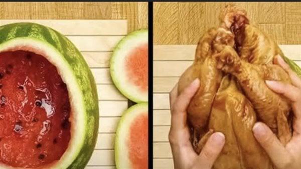 شوي الدجاج داخل البطيخ