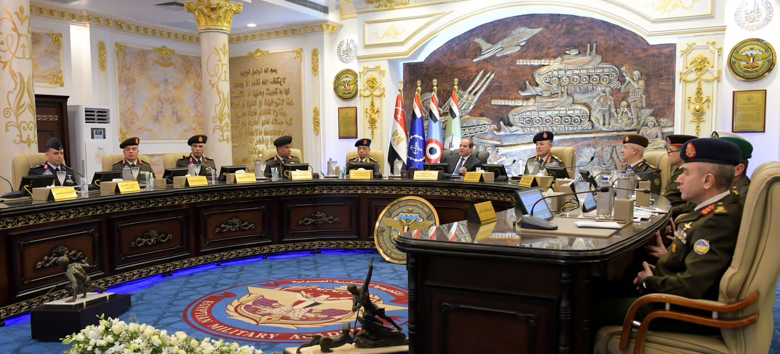 الرئيس السيسي يصل الكلية الحربية ليشهد اختبارات كشف الهيئة لطلبة الأكاديمية العسكرية